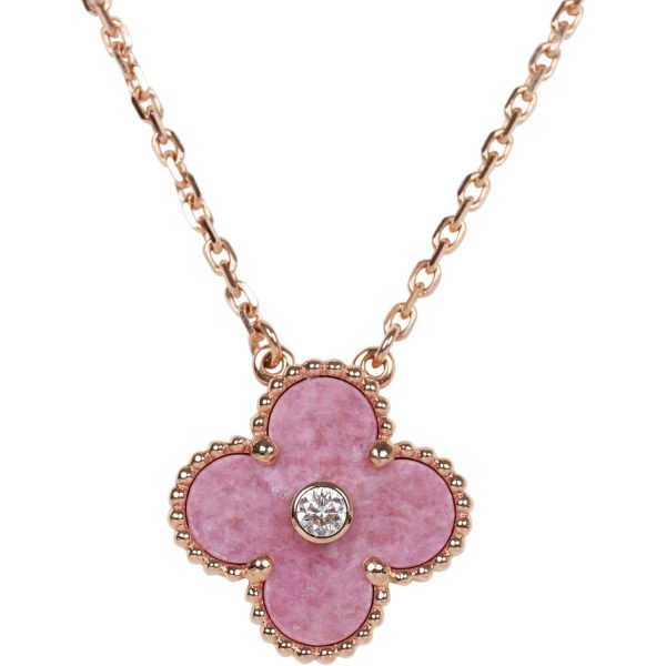 Van Cleef & Arpels 2021 Holiday Alhambra Pendant Necklace Discount