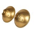 Vintage Chanel 24K Gold Plated CC Round Button Clip On Earrings Hot on Sale