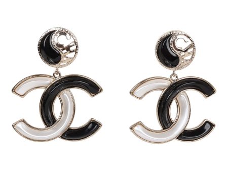 Chanel Black and White Enamel CC Logo Earrings For Cheap