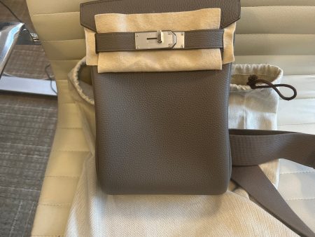 Kelly Ado Backpack PM Gris Etain Supply