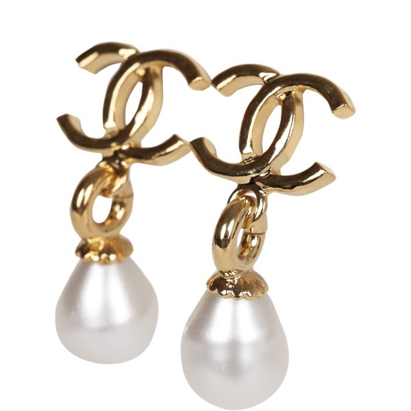 Chanel CC Pearl Drop Dangle Earrings Pearl & Gold Metal Online Hot Sale