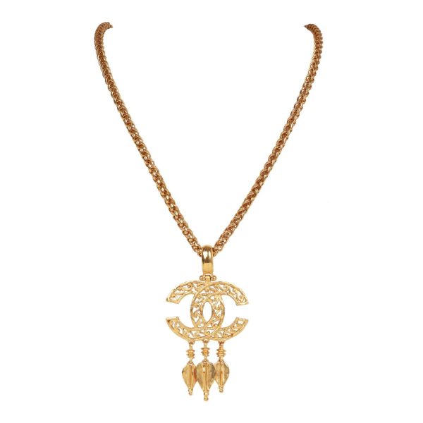 Vintage Chanel 24K Gold Plated Filigree Cut-Out CC Pendant Necklace Fashion